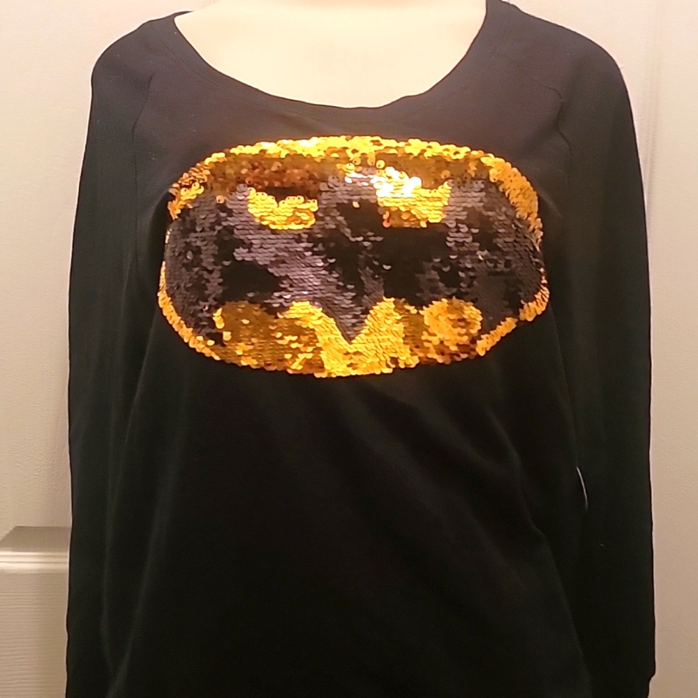 Batman Sweater - Picture 2 of 5
